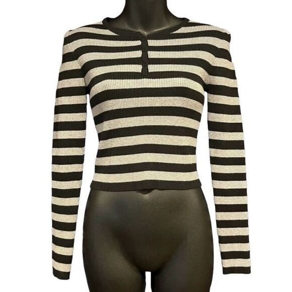 ROMWE Black & Gray Striped Henley Cropped Sweater Women’s Medium - Picture 1 of 4